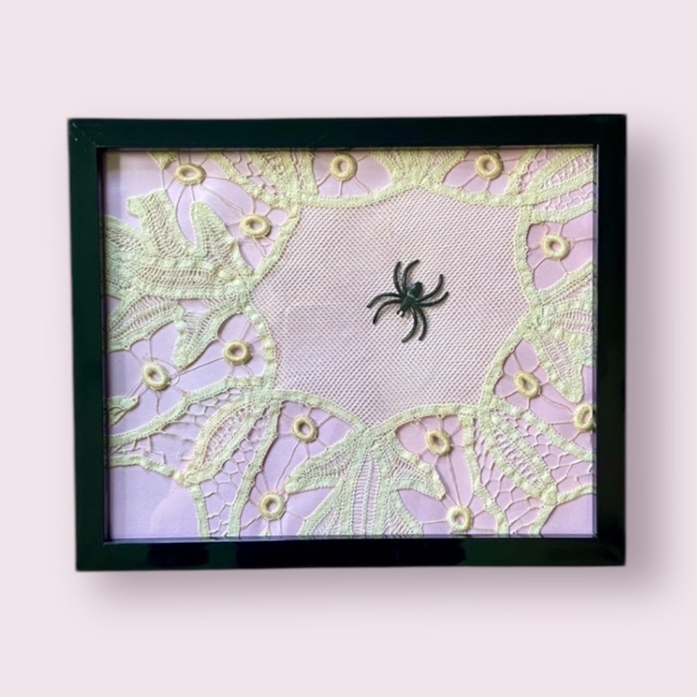 Vintage Doily Spiderweb Picture Frame